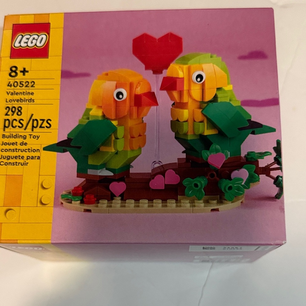 LEGO Colorful Lovebirds Set